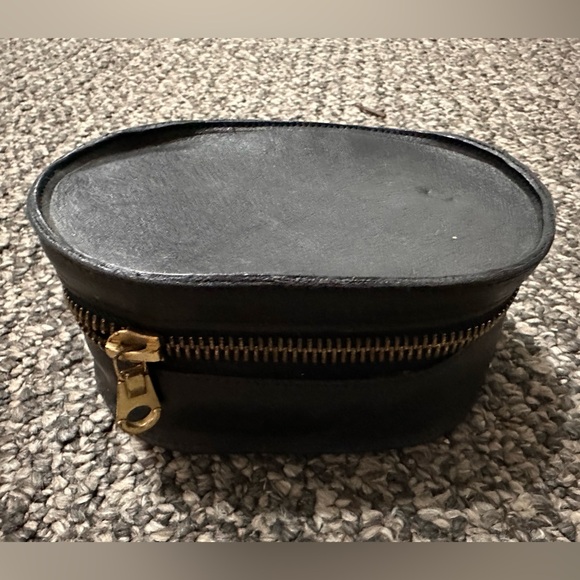 RARE COLLECTION of full grain leather belts from 1980s. - Picture 11 of 11